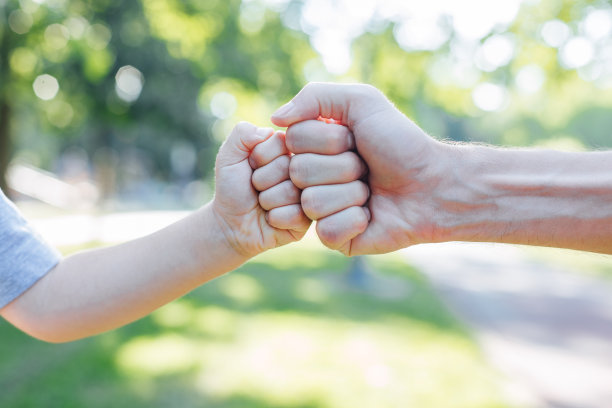 父子团队图片下载