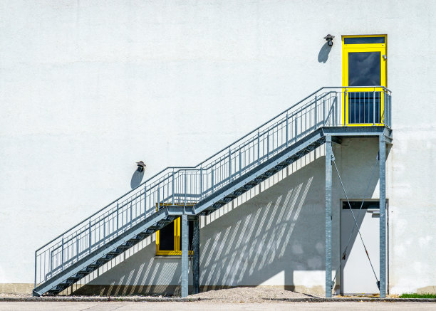 建筑物的现代台阶图片下载