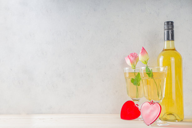 情人节酒杯图片下载