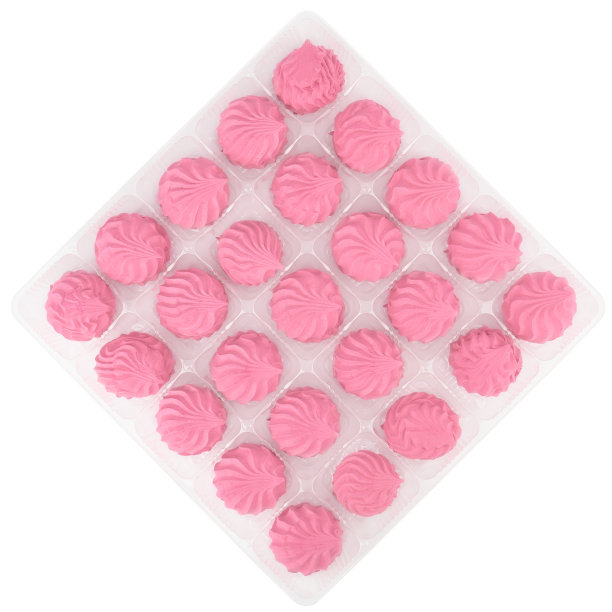 一包棉花糖放在白色的背景上，平躺着图片下载