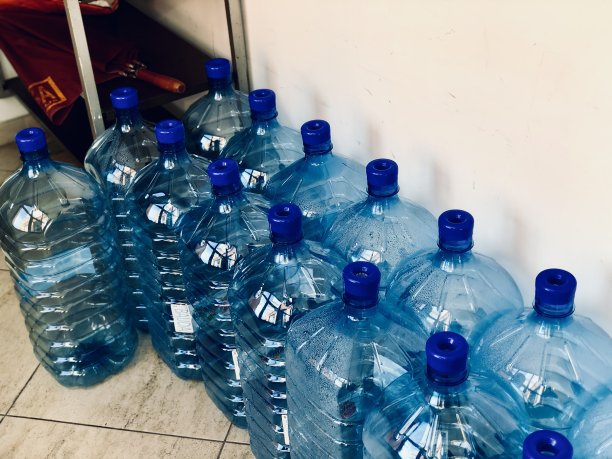 大瓶装塑料瓶图片下载