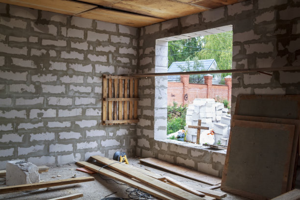 正在建造的乡村住宅的内部。该地点图片下载