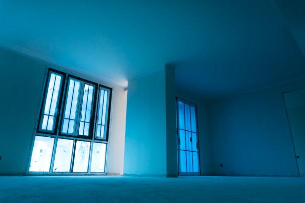 在一个空房间里施工期间图片下载