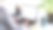 年轻女性设计师在创意工作站开发平板电脑的裁剪照片。图片下载