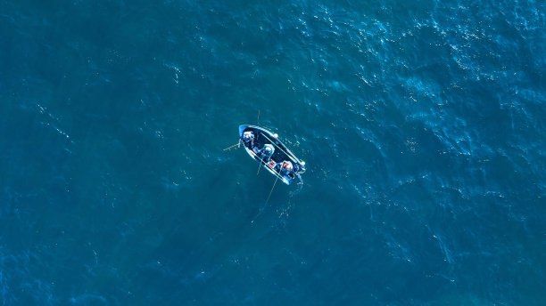 渔船航拍俯视图图片下载