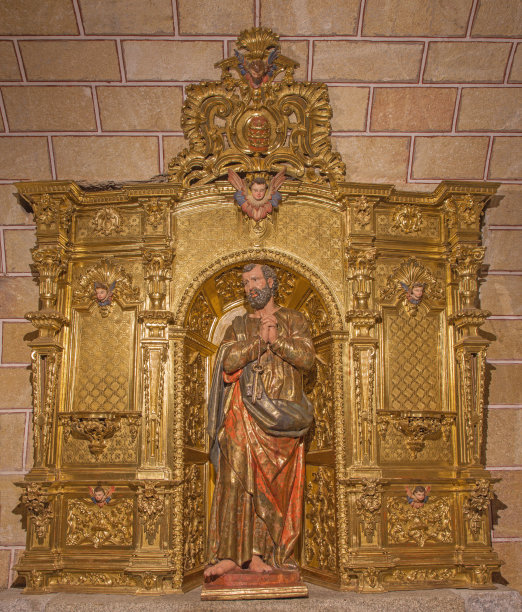 阿维拉-雕刻的彩色巴洛克祭坛图片下载