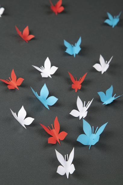 手工蝴蝶剪纸图片下载