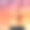 塔施工起重机的背景是橘红色的夕阳图片下载