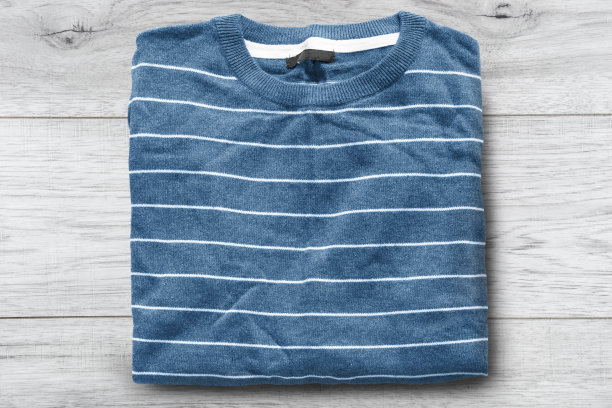 木质背景的毛衣图片下载