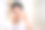 涂抹面霜的女性图片下载