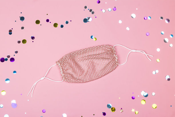 迷人的粉色面膜图片下载