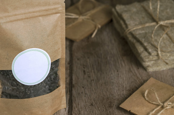 葵花籽在纸袋里图片下载