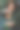 女人在创意极简主义照片与绿叶蔬菜。图片下载