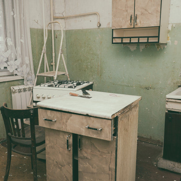 旧厨房的内部图片下载