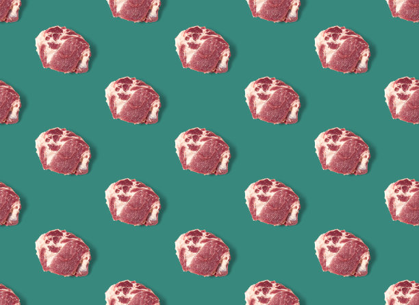 无缝图案与生猪肉肉片上的绿色背景，食品图案图片下载
