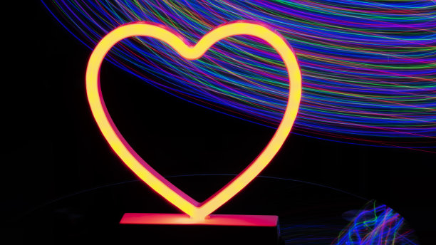 抽象光图像使用多种颜色过滤器与心形光。图片下载