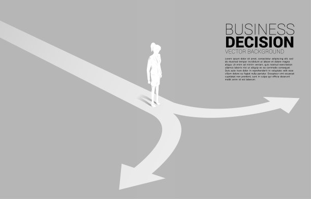 女商人站在十字路口的剪影。图片下载