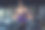 私人教练鼓励客户在健身房做俯卧撑。图片下载