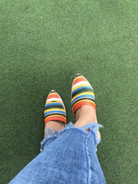 多色凉鞋图片下载