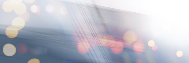 摘要商业现代城市城市未来建筑背景。房地产城市景观概念，动态模糊，反映在高层企业摩天楼立面的玻璃上，色调蓝色的画面与散景图片下载