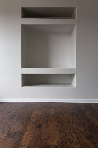 在墙上的洞中投下阴影以放置装饰品图片下载