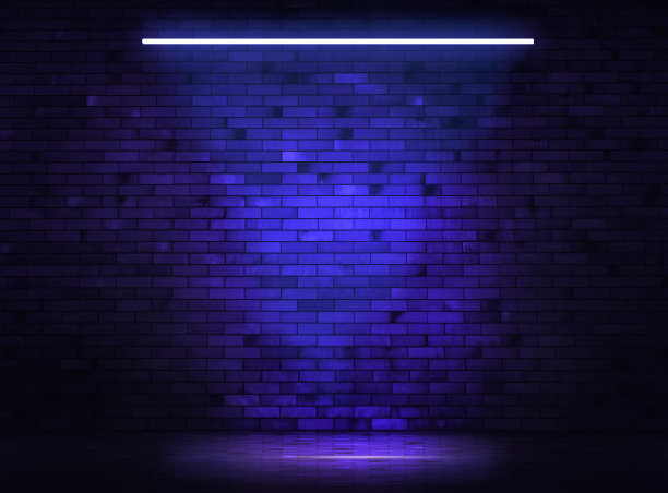 带有反光和霓虹蓝光的砖墙。图片下载