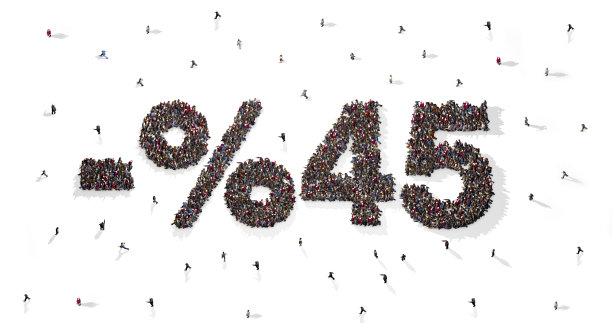 人群形成45%的折扣文本在白色背景图片下载