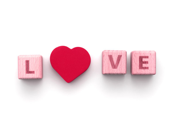 29、情话与红心隔离，白话与白话摆开图片下载