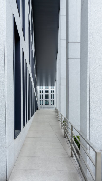 克拉科夫上诉法院大楼的入口图片下载