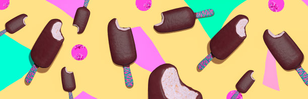 3d渲染时尚拼贴抽象场景。巧克力冰淇淋在充满创意色彩的几何空间里。简约饮食风格现代艺术。图片下载