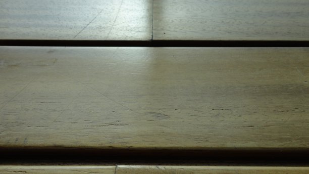 天然木质桥墩纹理背景。图片下载