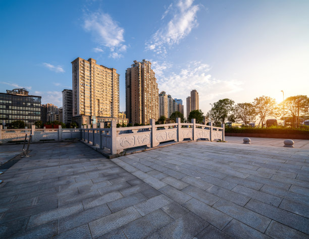 现代城市高层，中国宁波CBD。图片下载