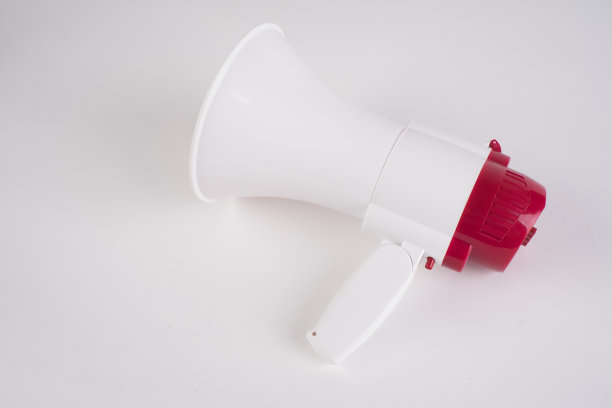 扩音器扬声器隔离在白色裁剪路径上图片下载