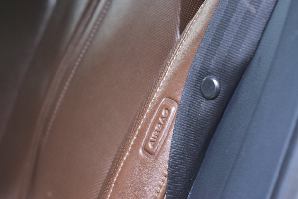 安全气囊标志汽车座椅，安全气囊标志汽车真皮座椅图片下载