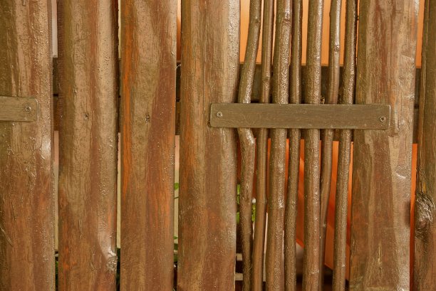 墙上的木板和树枝是棕色的木质纹理图片下载