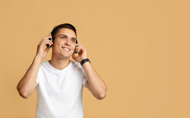 现代音乐和最喜欢的播放列表休闲和体育图片下载