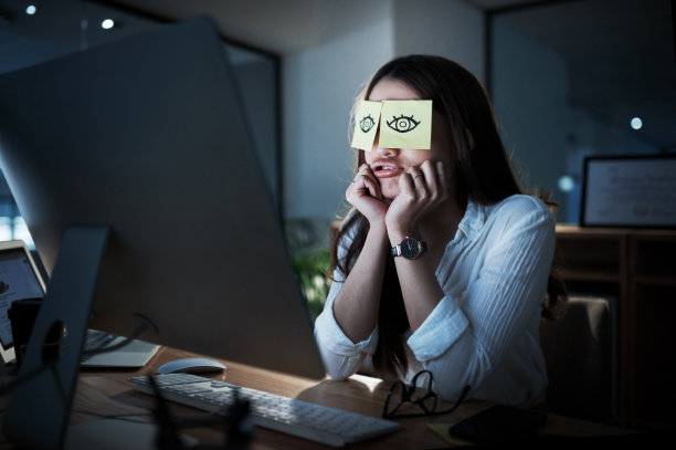 我需要让我的眼睛休息一会儿图片下载