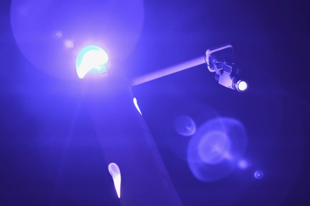 监控摄像头和镜头光晕，首尔，2019年图片下载