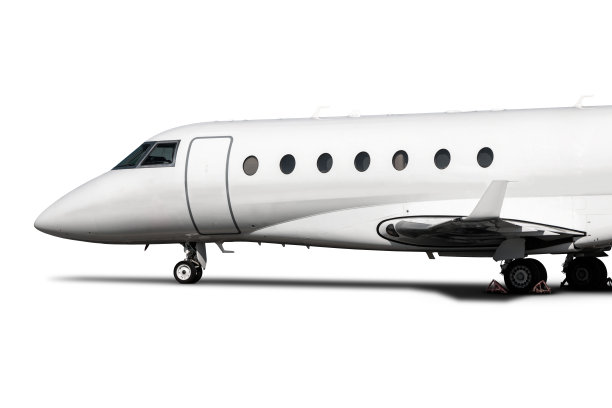 特写的现代白色企业公务机孤立在白色背景图片下载