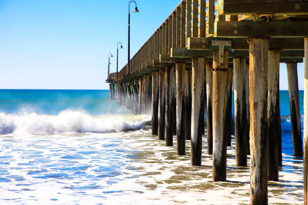 Cayucos码头，圣路易奥布西波县，加利福尼亚州图片下载