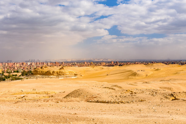 从吉萨高地俯瞰开罗市景图片下载