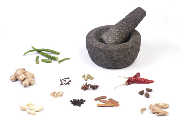 用石臼和杵和草药图片下载