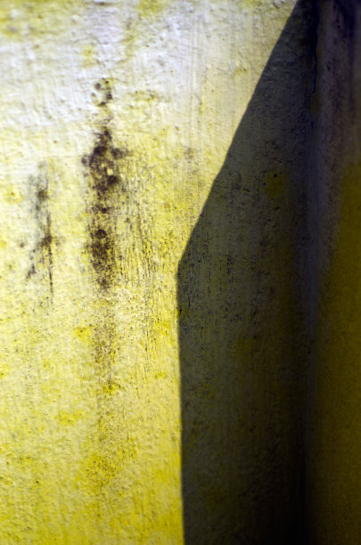 光影和黄色墙壁抽象照片图片下载