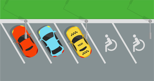 城市停车场有一套不同的汽车。图片下载