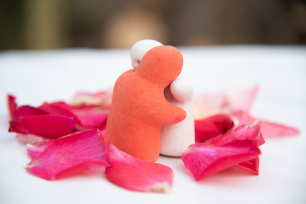 近距离新鲜的橙色水果模糊的背景。图片下载