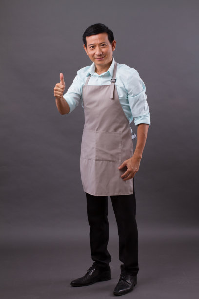 自信的店主竖起大拇指，成功小企业主的概念，商店经理，企业家工作室孤立图片下载