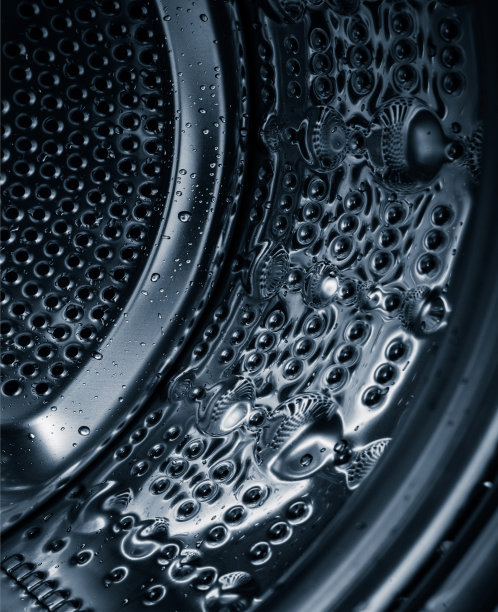 湿滚筒的衣服洗衣机图片下载