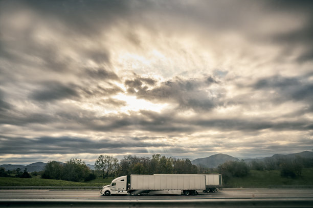 保持Truckin美国图片下载