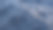 海或海，海浪近景。碧波海水。蓝色清澈的水。海浪低角度视图。三维渲染图片下载