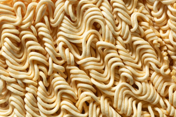采购产品宏观方便面，生的食物，销售，汤，意大利面，速度，品尝，质感，泰国，传统，生的意大利面，不健康的饮食，紧急，素食，小麦，黄色图片下载